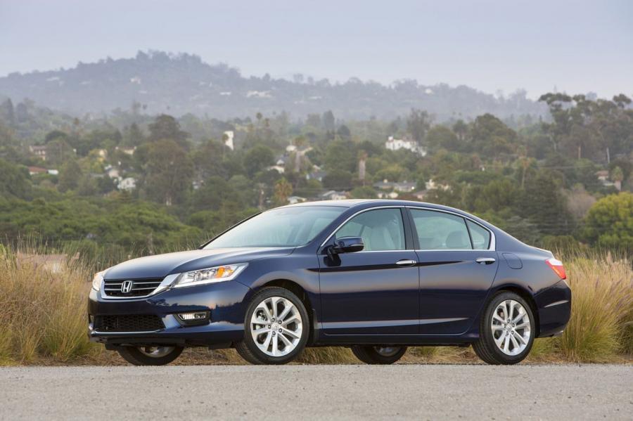 Honda Accord Touring Sedan '2013